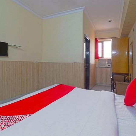 Oyo 834 Shree Balaji Hotel فريد آباد المظهر الخارجي الصورة