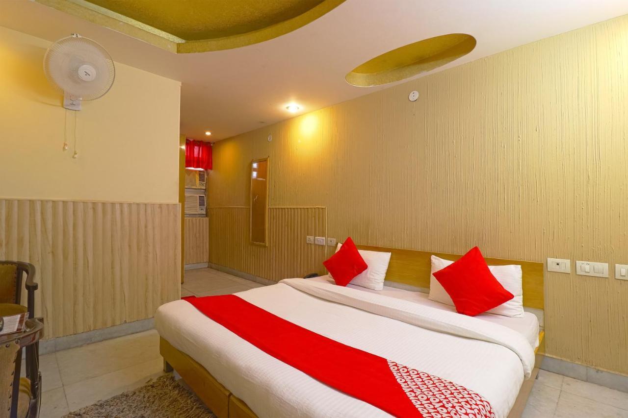 Oyo 834 Shree Balaji Hotel فريد آباد المظهر الخارجي الصورة