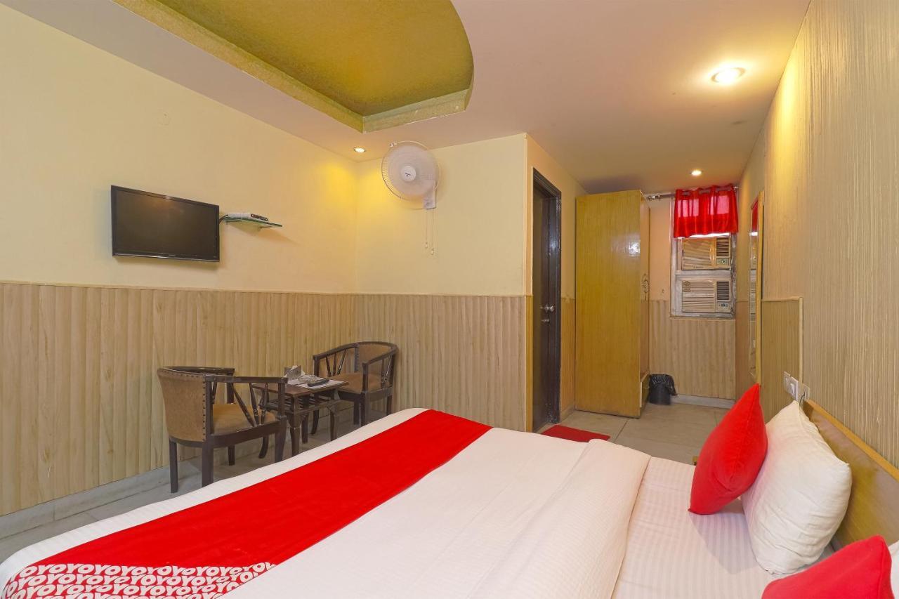 Oyo 834 Shree Balaji Hotel فريد آباد المظهر الخارجي الصورة