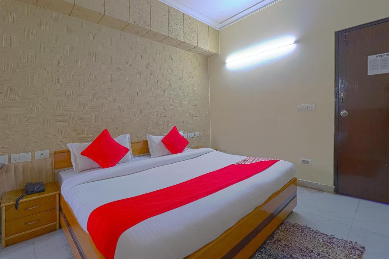 Oyo 834 Shree Balaji Hotel فريد آباد المظهر الخارجي الصورة